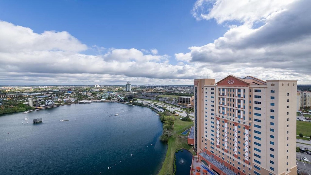 Photo of Outdoor in Florida Center