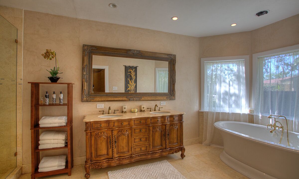 Photo of Bathroom in Davis Islands