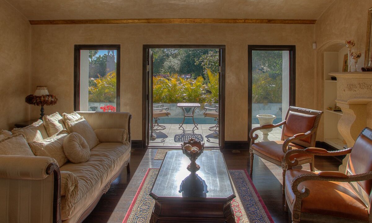 Photo of Livingroom in Davis Islands