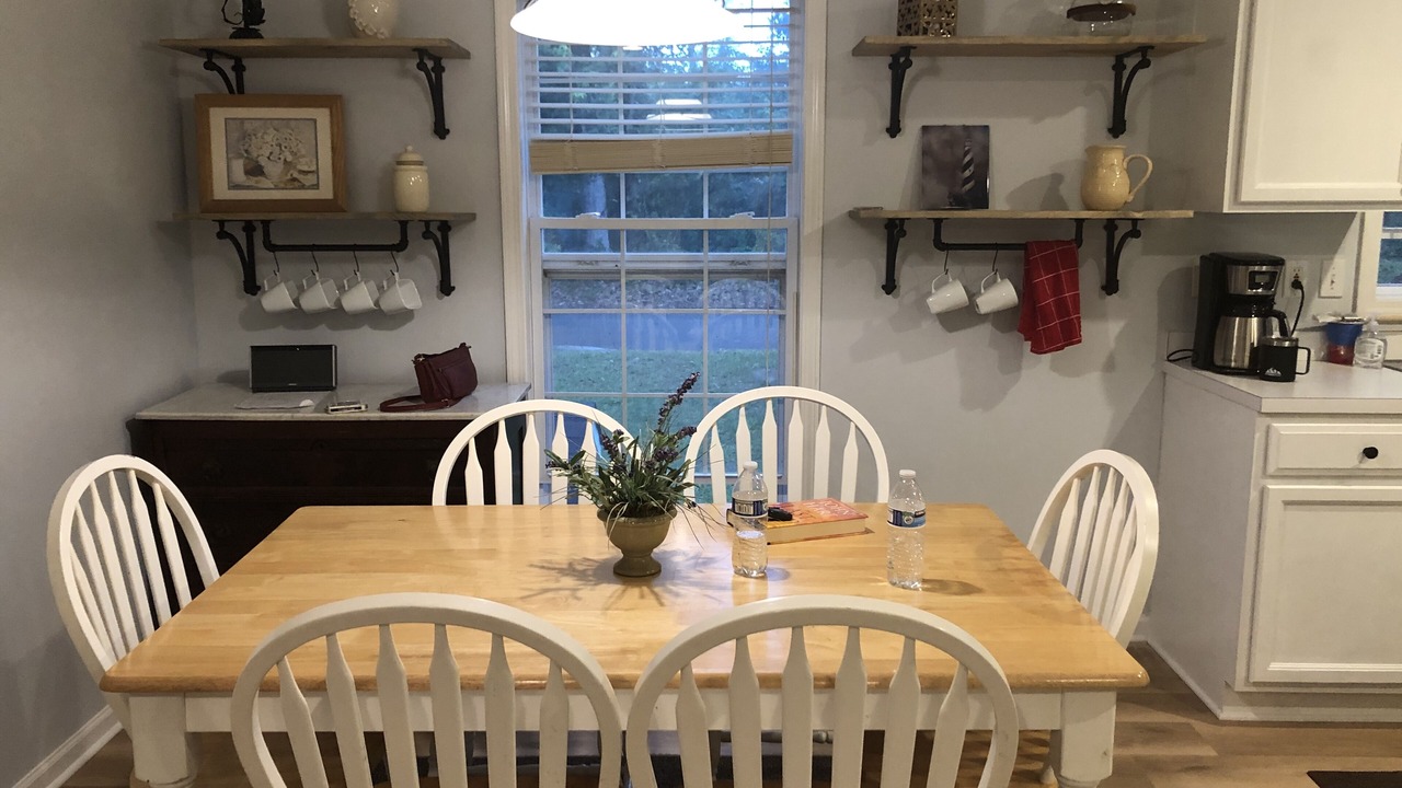 Photo of Livingroom in Manning