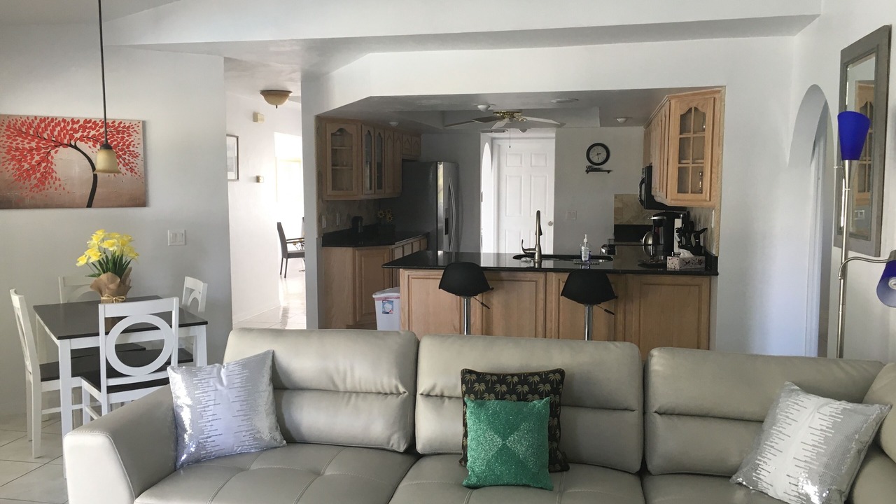 Photo of Livingroom in Pelican