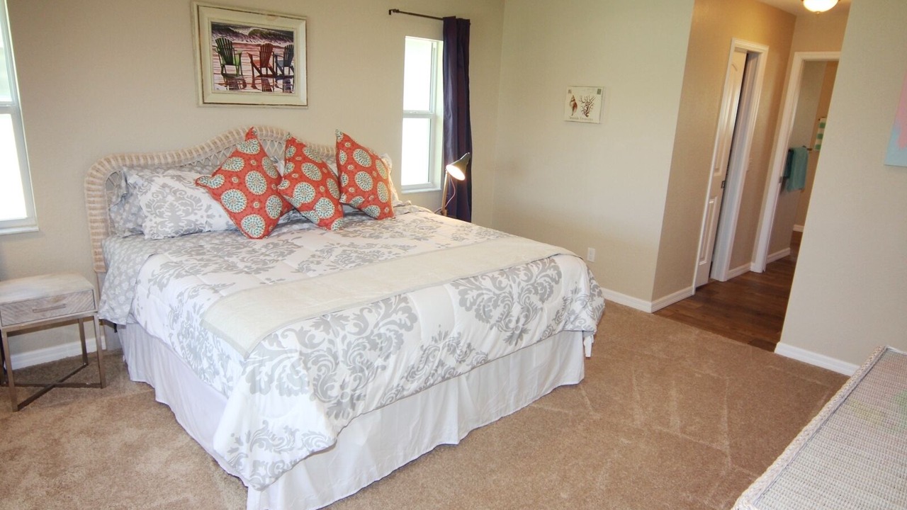 Photo of Bedroom in White Marsh