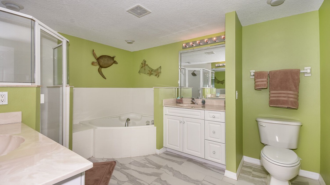 Photo of Bathroom in New Smyrna Beach
