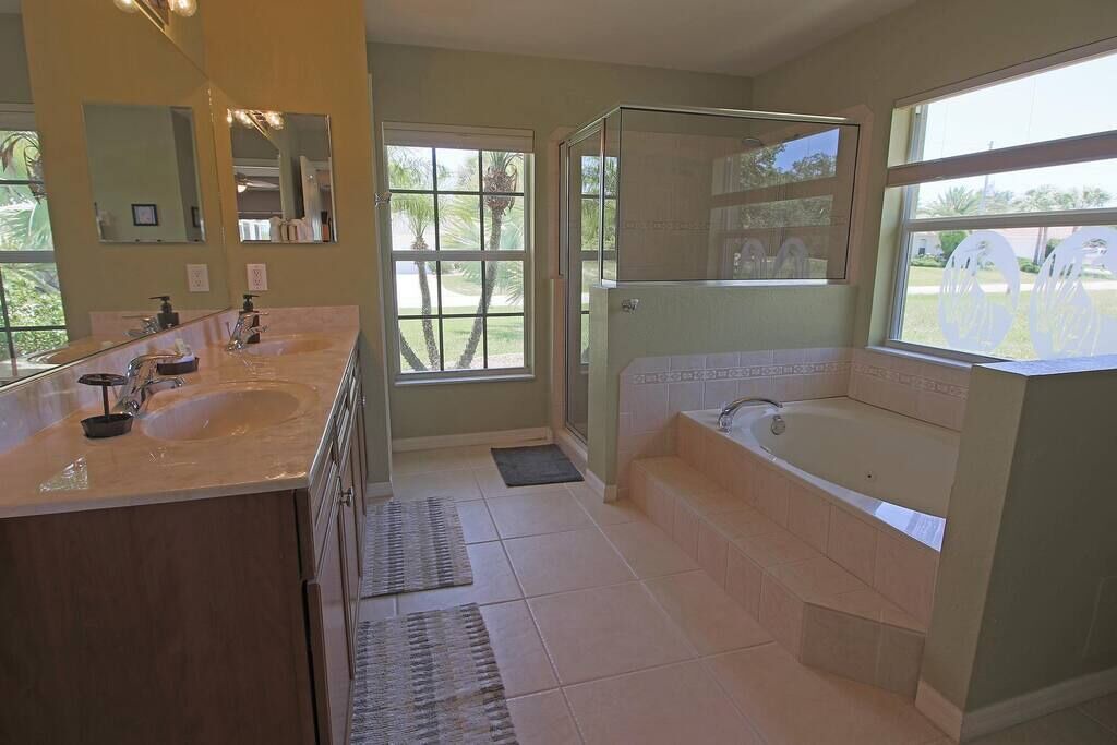 Photo of Bathroom in Broadmoor