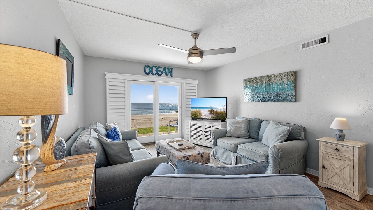 Photo of Livingroom in New Smyrna Beach