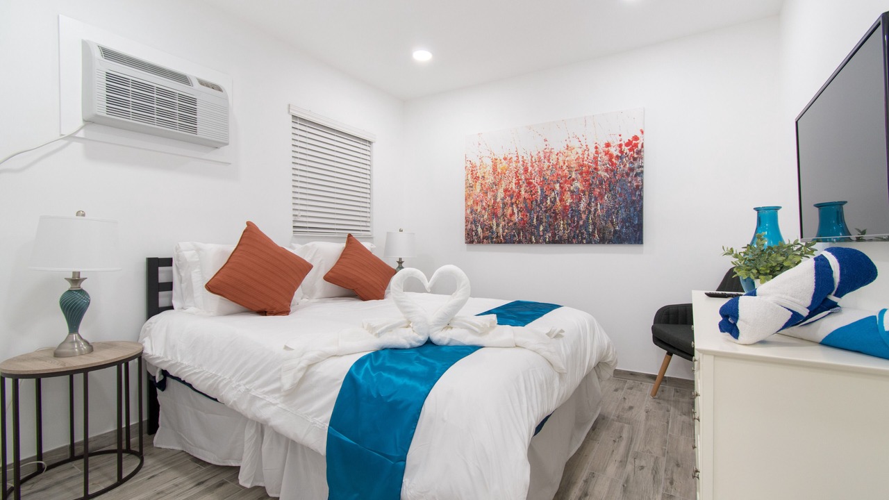 Photo of Bedroom in Hollywood