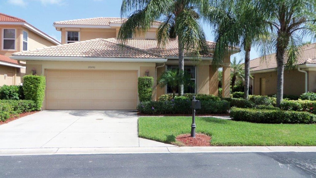 Photo of Others in Estero