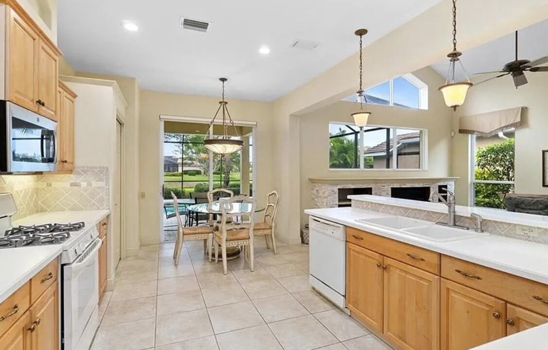 Photo of Outdoor in Estero