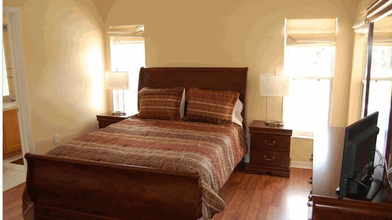 Photo of Bedroom in Westbury
