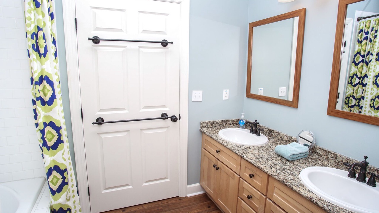 Photo of Bathroom in Historic Downtown Apalachicola