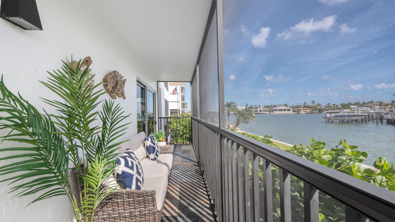 Photo of Patio Balcony in Moorings