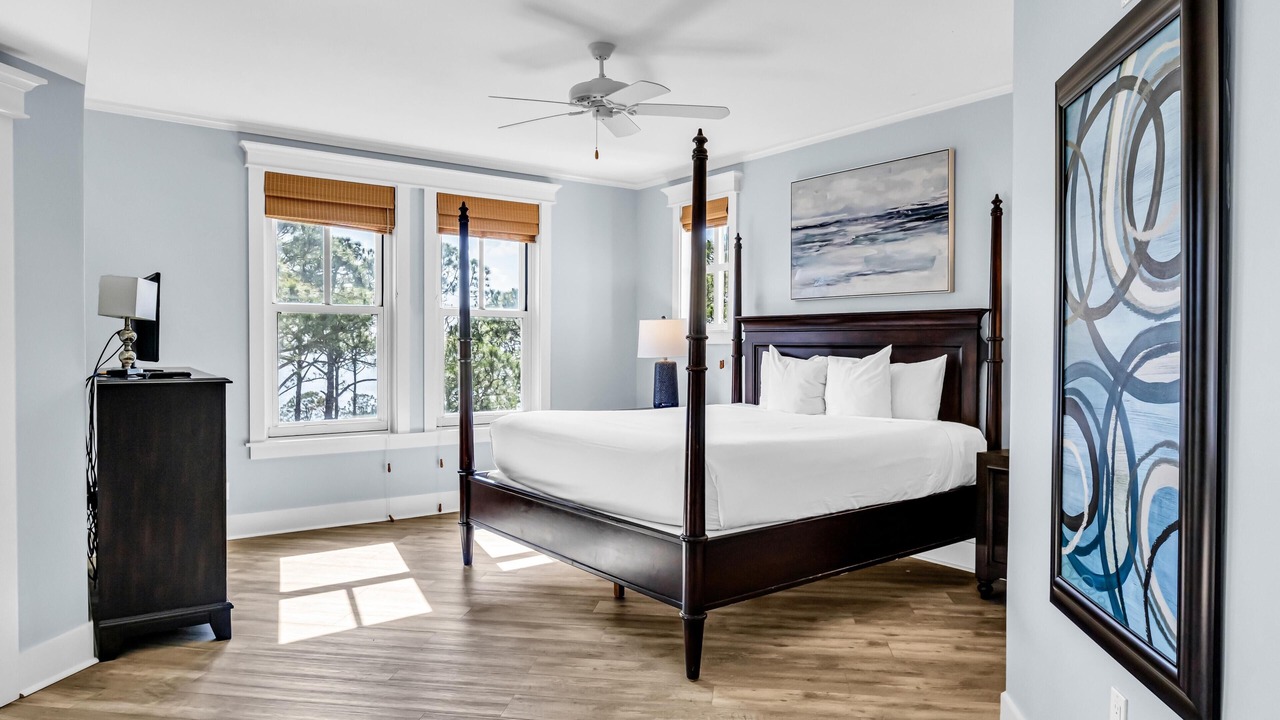 Photo of Bedroom in Baytowne Wharf