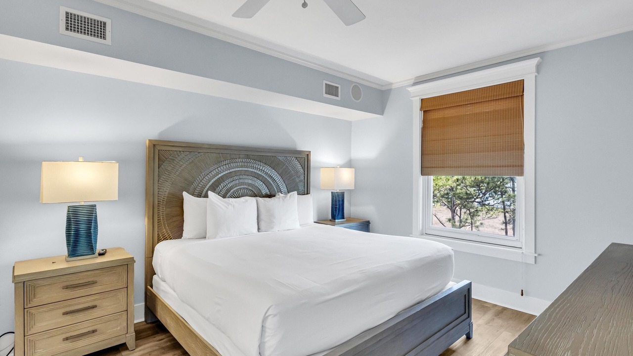 Photo of Bedroom in Baytowne Wharf