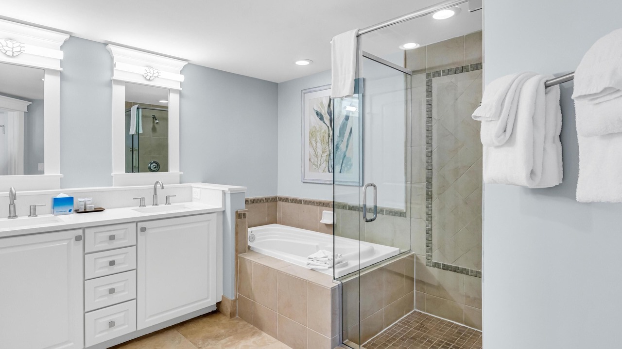 Photo of Bathroom in Baytowne Wharf