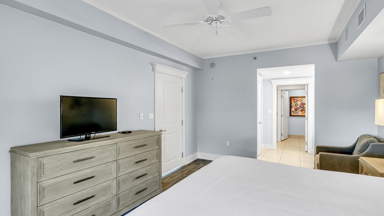 Photo of Bedroom in Baytowne Wharf