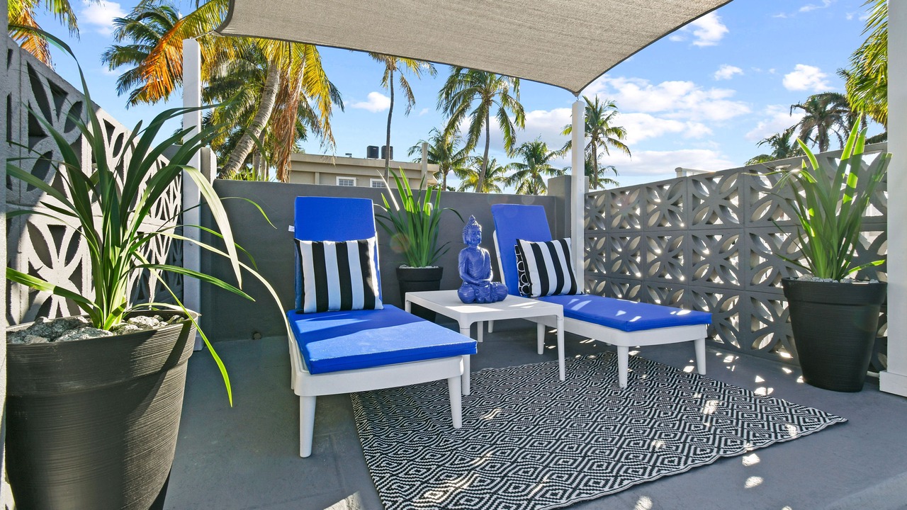 Photo of Patio Balcony in Palm Beach Shores