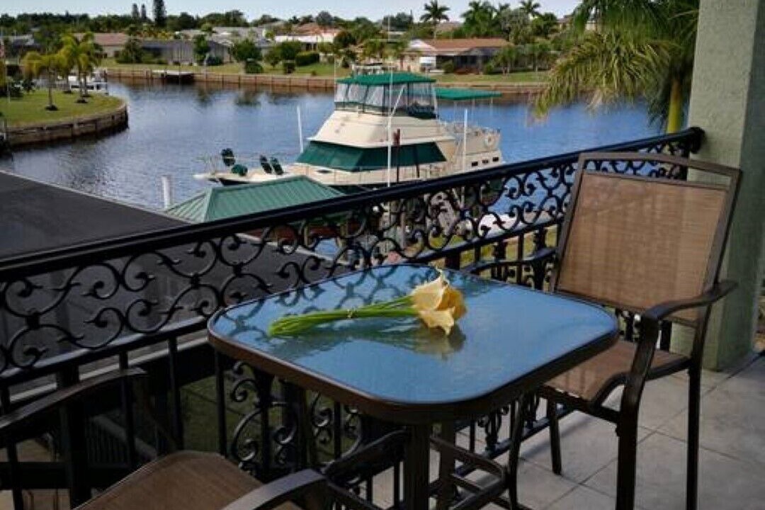 Photo of Patio Balcony in Edgewater