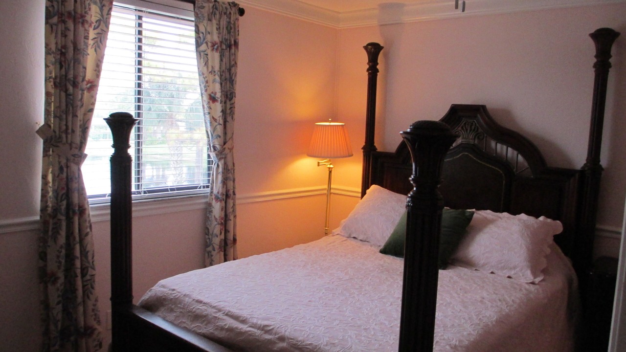 Photo of Bedroom in Bonita Springs