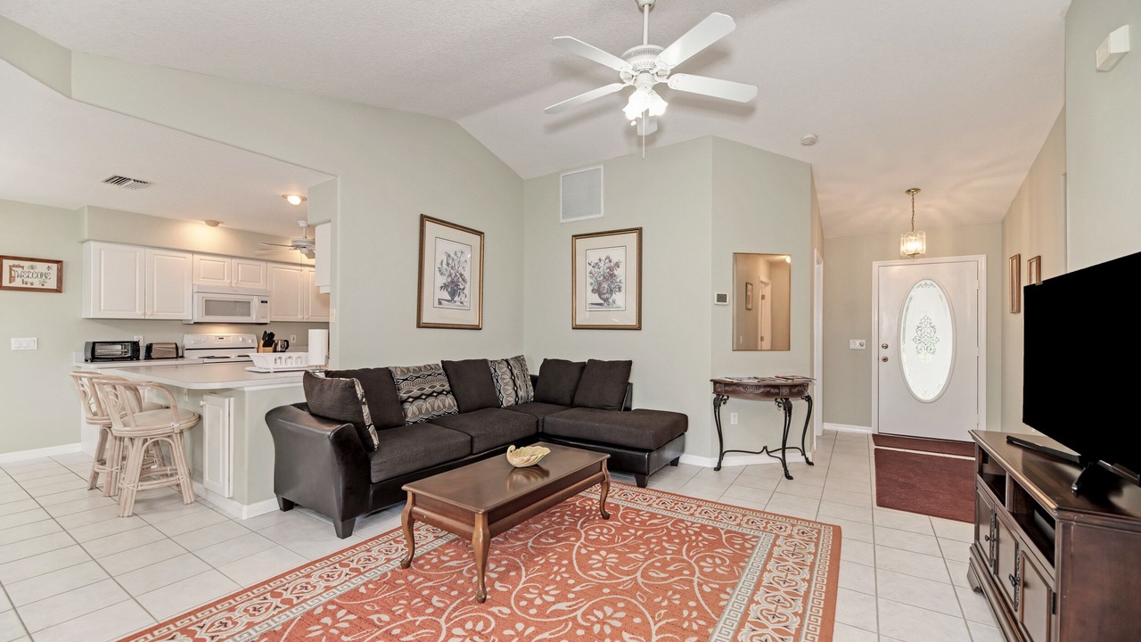 Photo of Livingroom in Venice Gardens