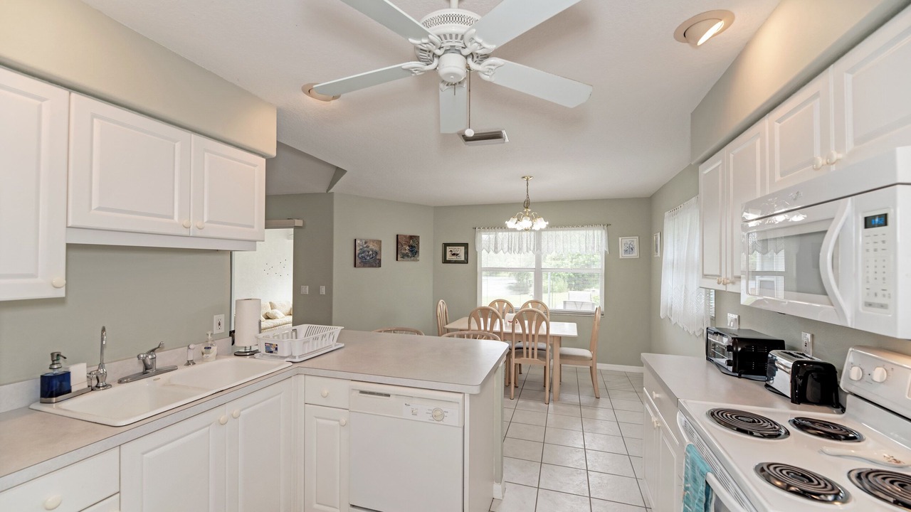 Photo of Kitchen in Venice Gardens