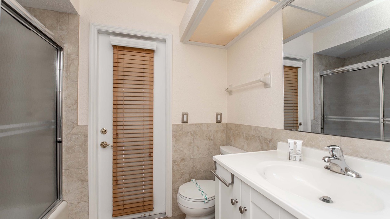 Photo of Bathroom in Groveland