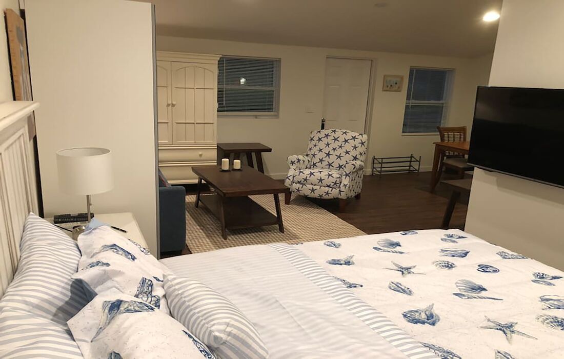 Photo of Bedroom in Naples Park