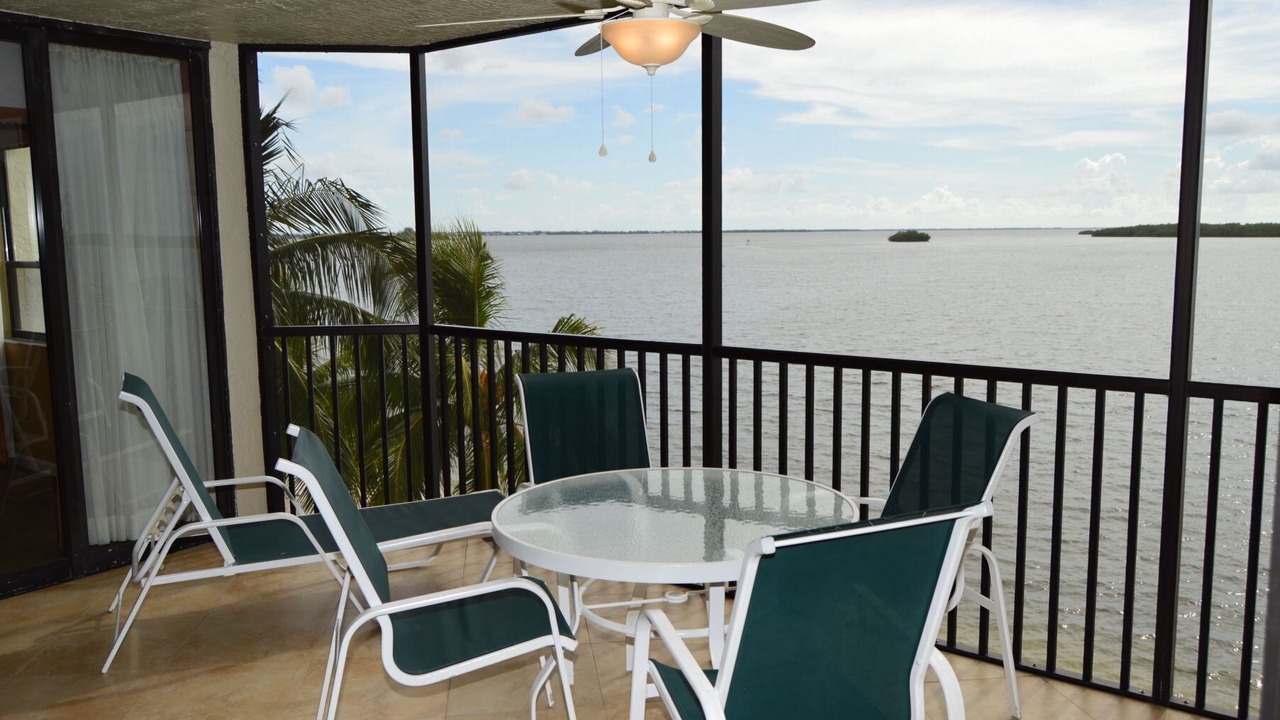 Photo of Patio Balcony in Punta Rassa