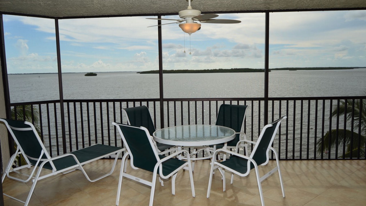 Photo of Patio Balcony in Punta Rassa
