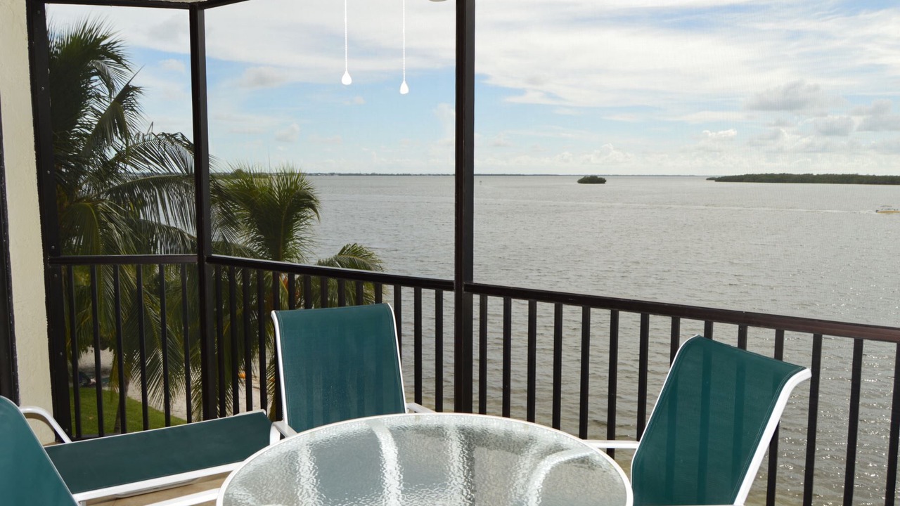 Photo of Patio Balcony in Punta Rassa