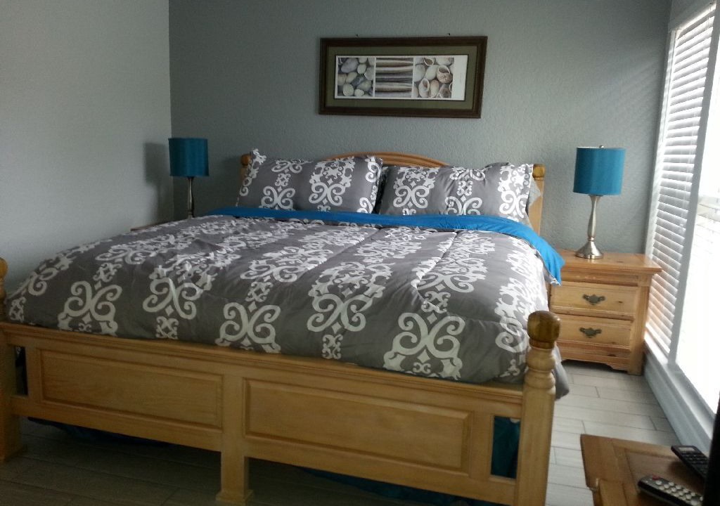 Photo of Bedroom in Gulf Gate Estates