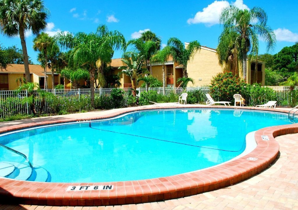 Photo of Outdoor in Gulf Gate Estates