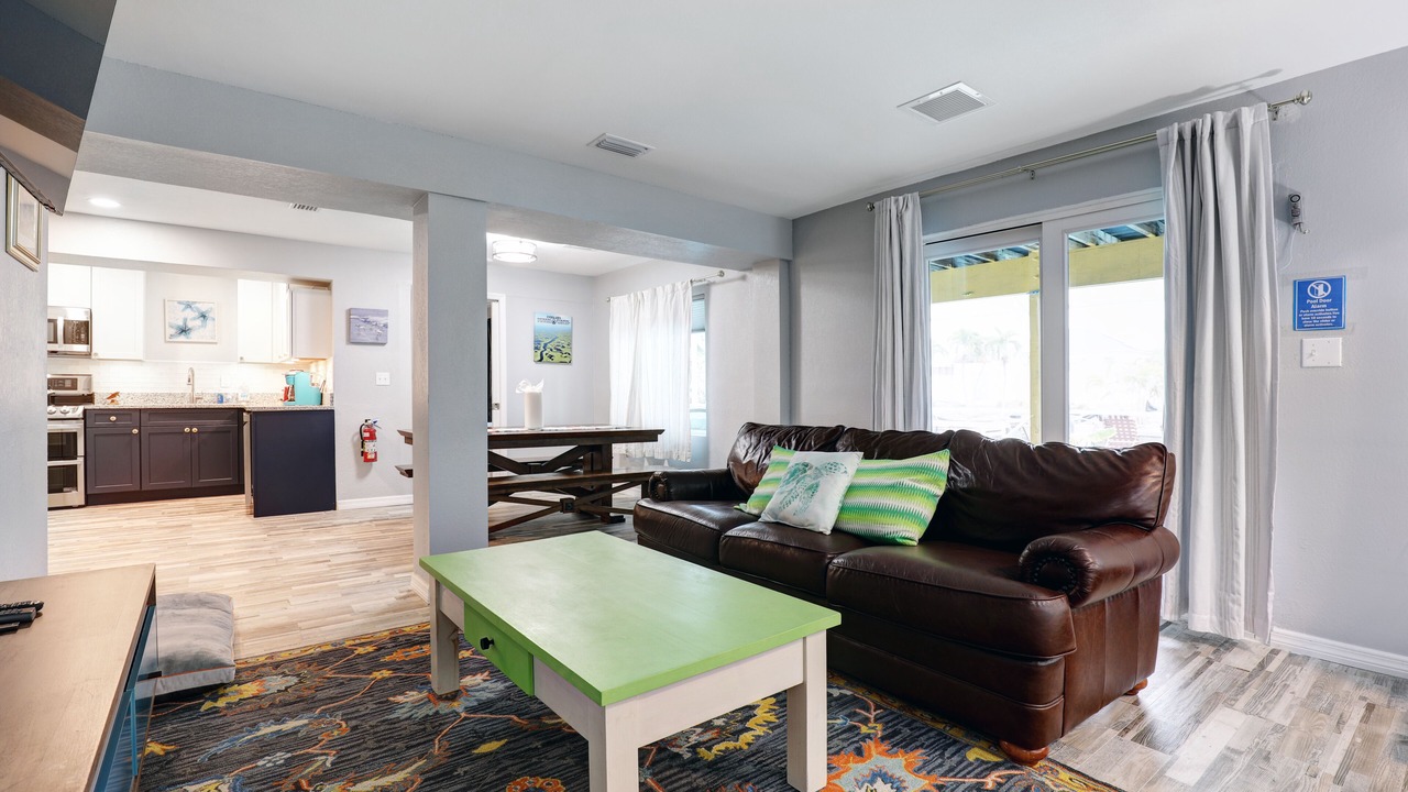 Photo of Bedroom in Mid Island