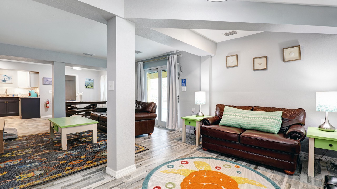 Photo of Bedroom in Mid Island