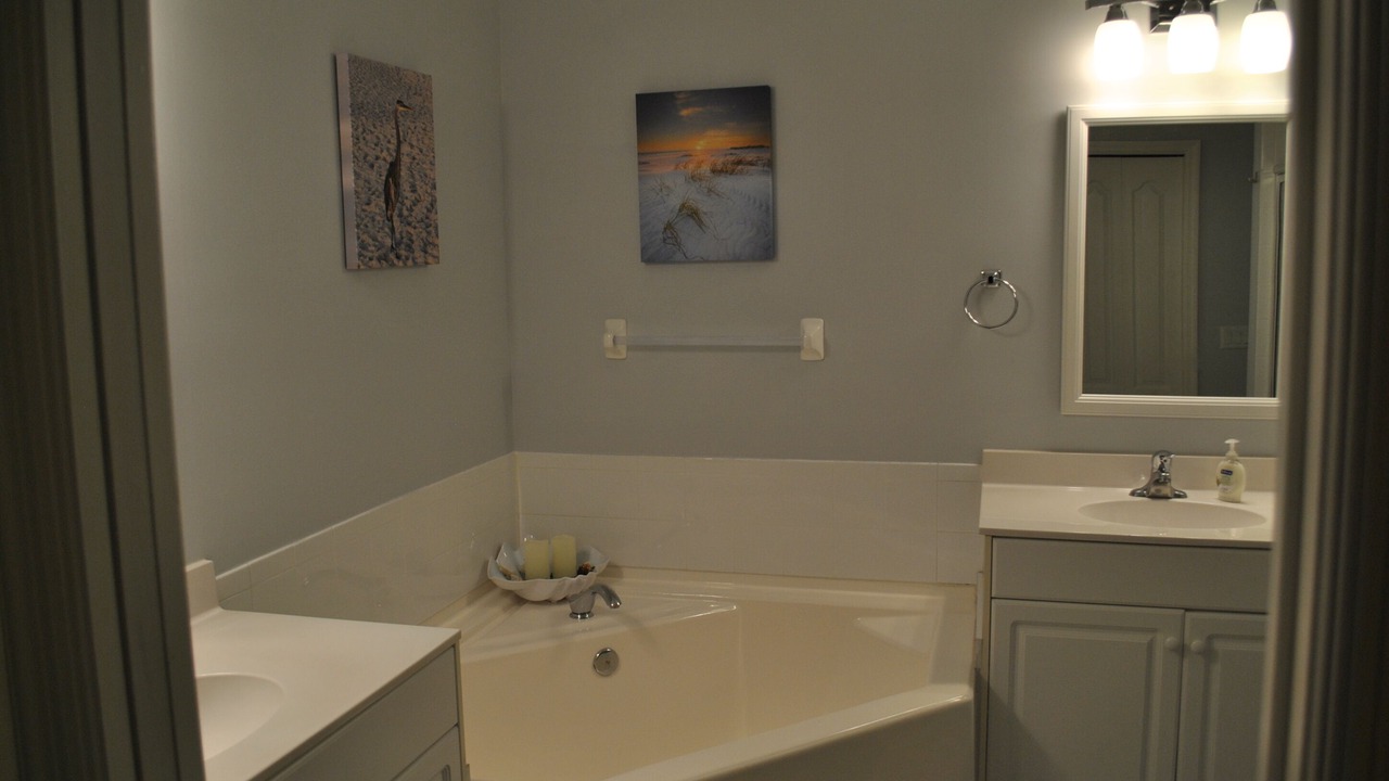 Photo of Bathroom in Naples