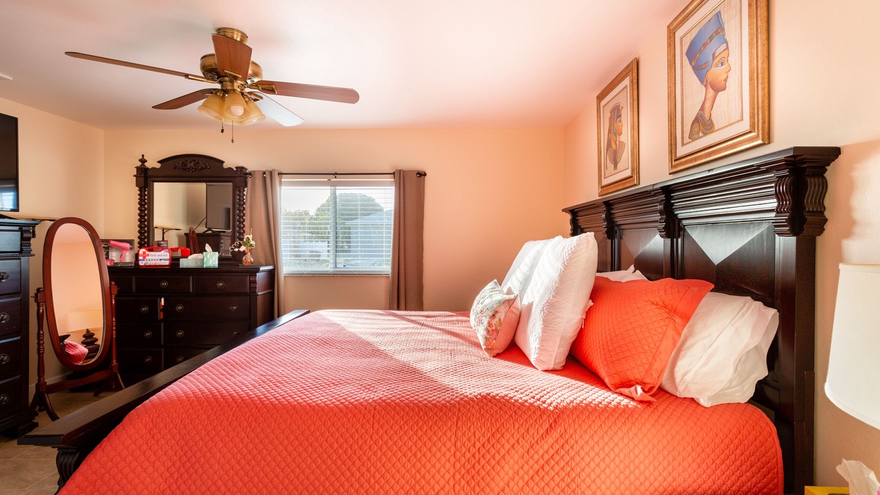 Photo of Bedroom in Pelican