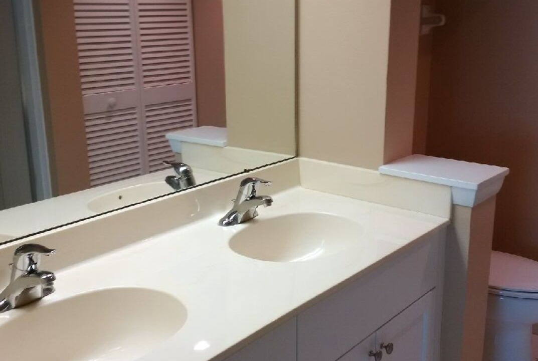 Photo of Bathroom in Plantation