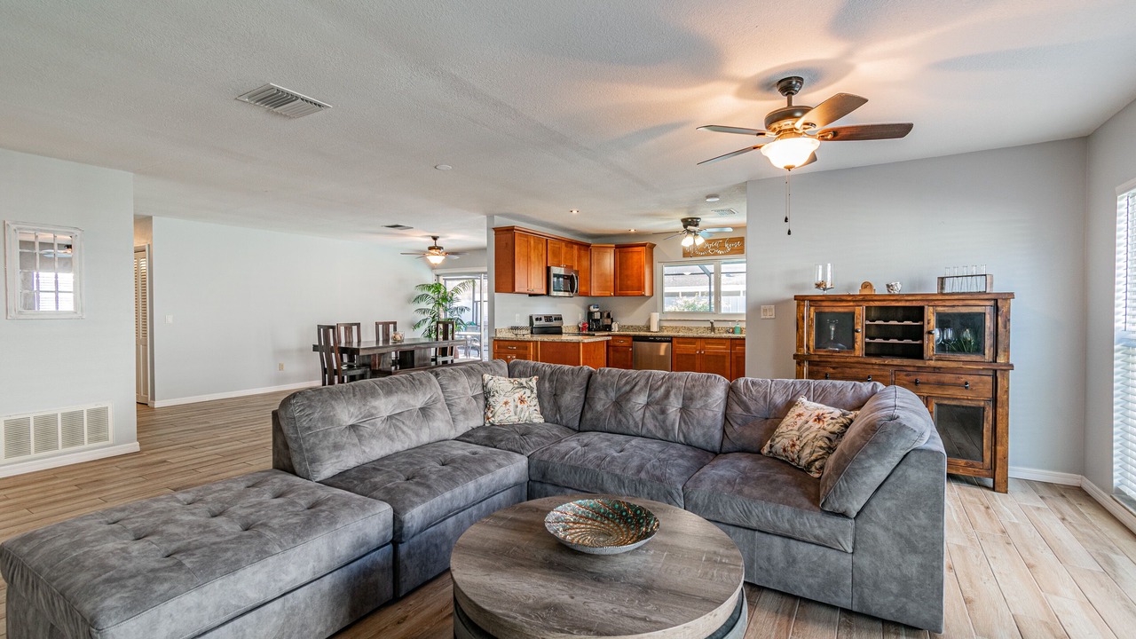 Photo of Livingroom in Tampa