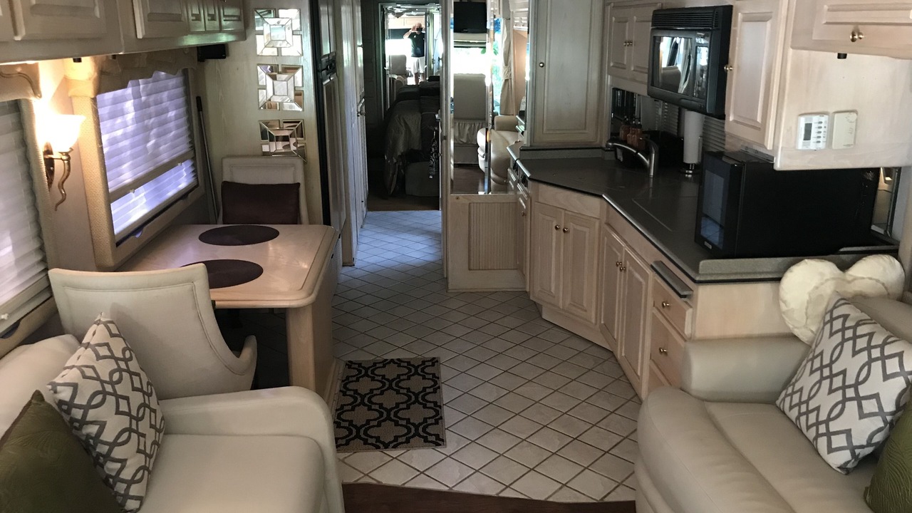 Photo of Livingroom in Ridge Wood Heights