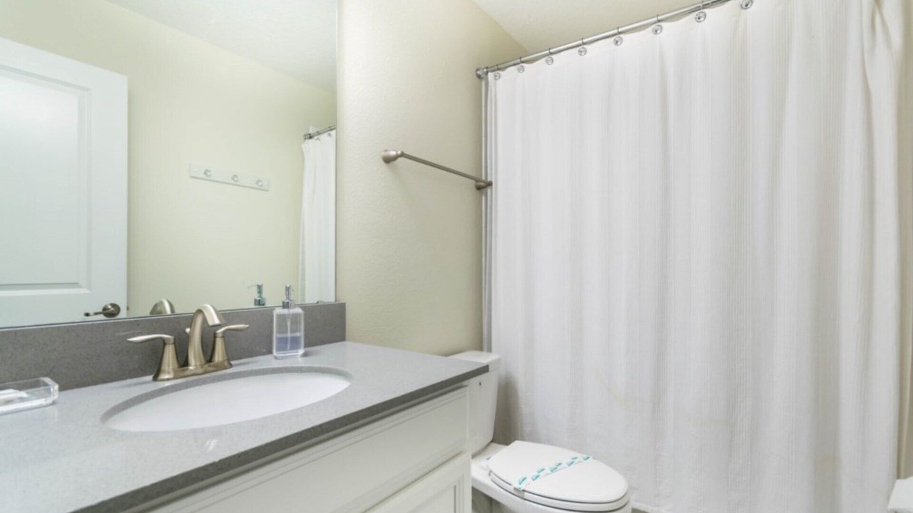 Photo of Bathroom in Davenport