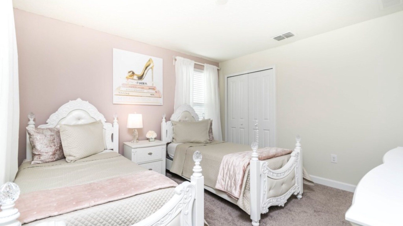 Photo of Bedroom in Davenport