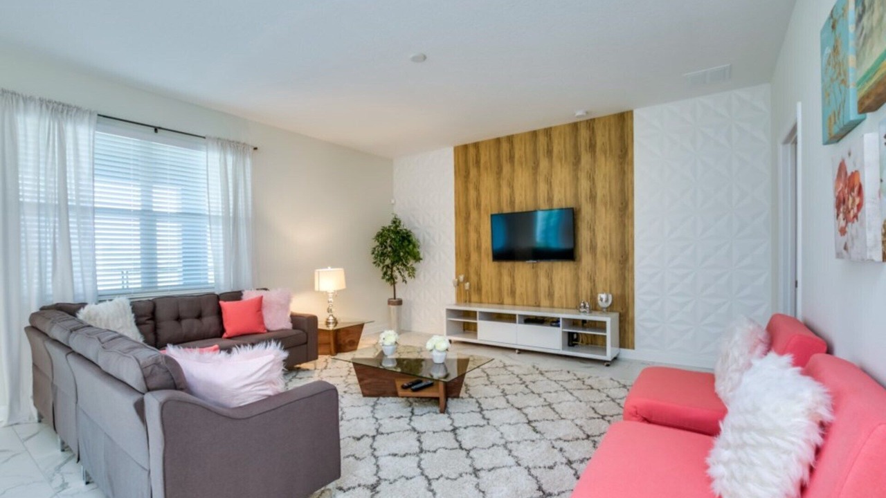 Photo of Livingroom in Davenport