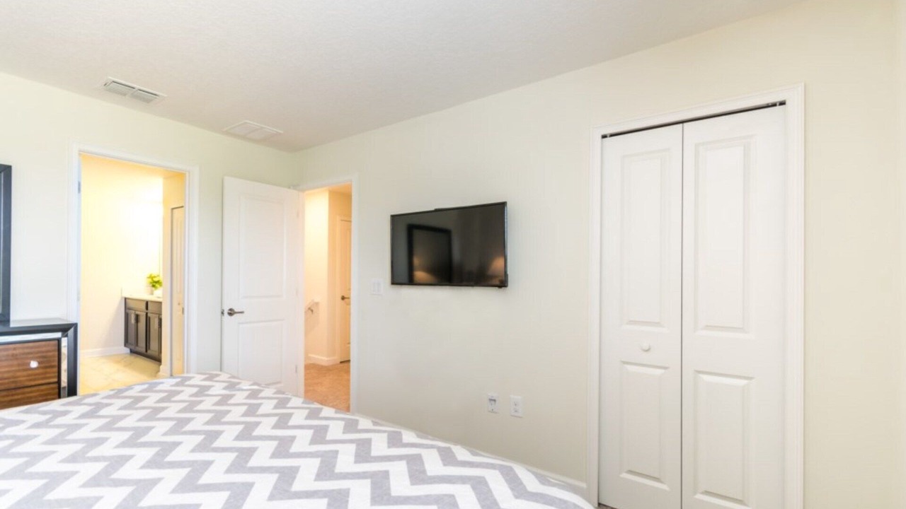 Photo of Bedroom in Sandy Ridge