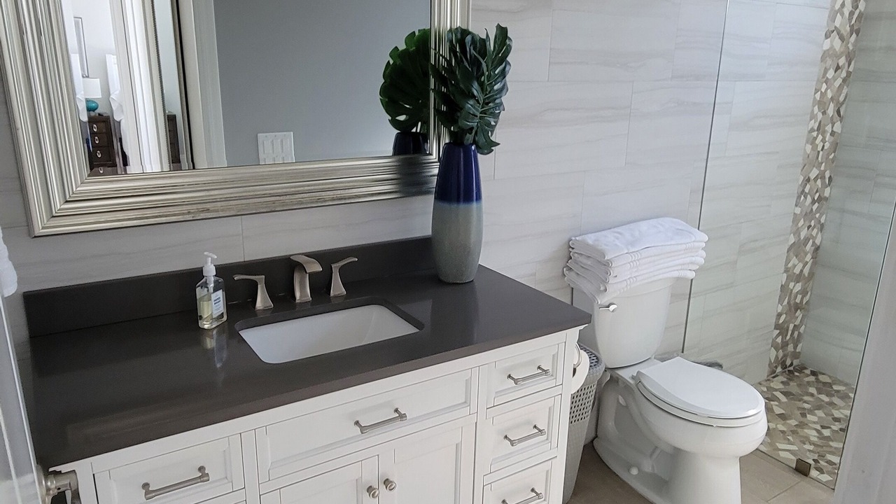 Photo of Bathroom in Oakes Estates