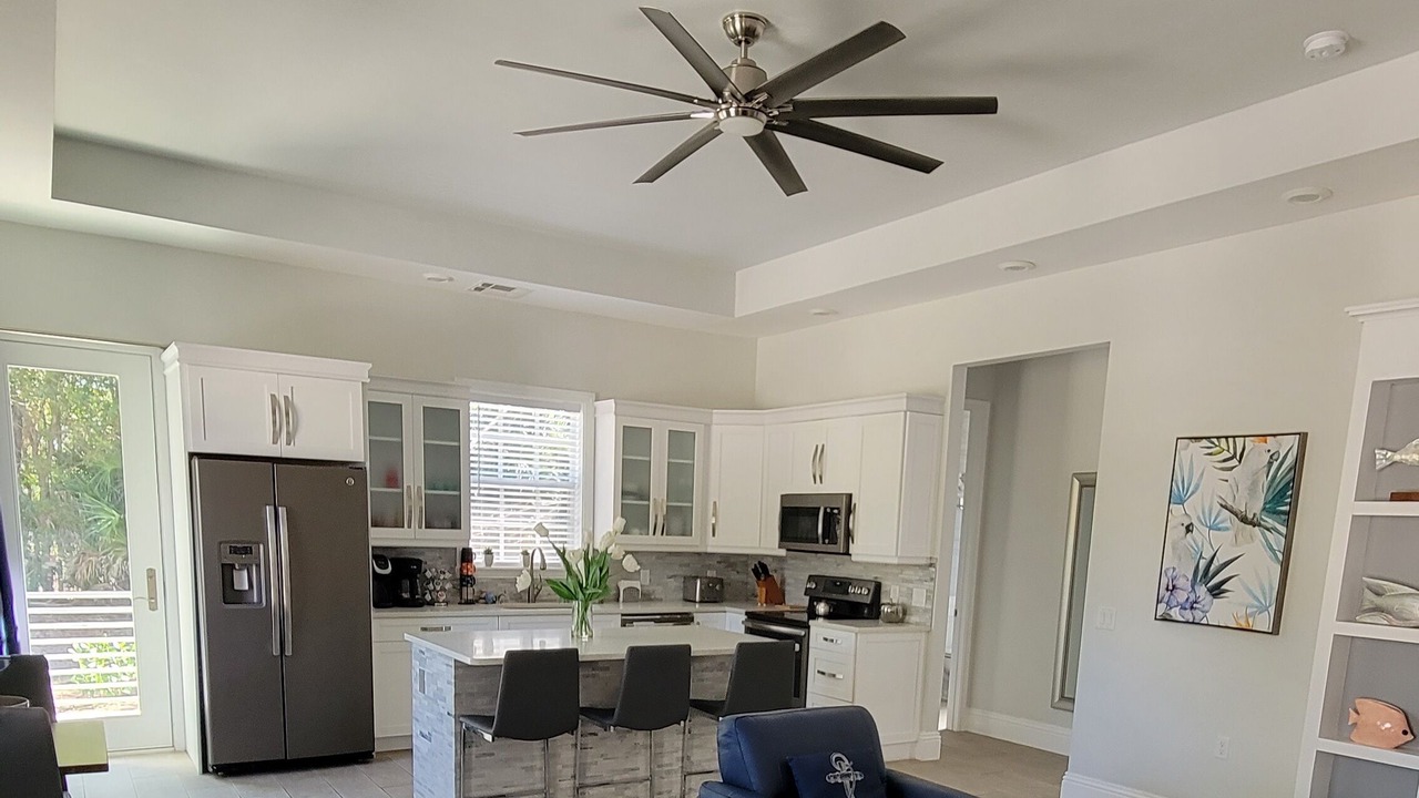 Photo of Livingroom in Oakes Estates