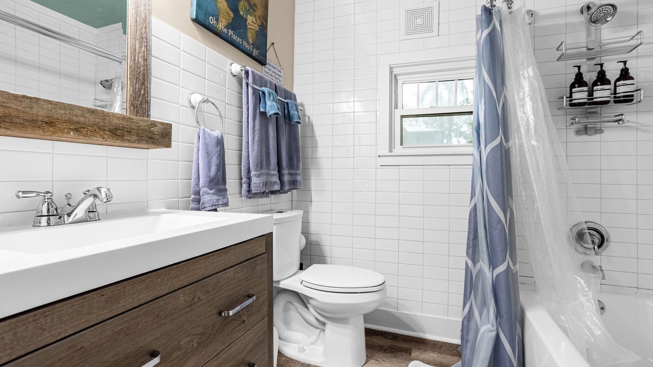 Photo of Bathroom in Lake Weldona