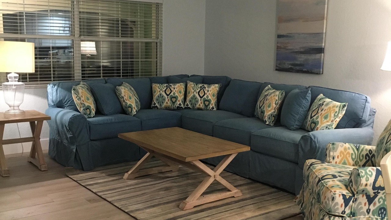 Photo of Livingroom in Knollwood Beach