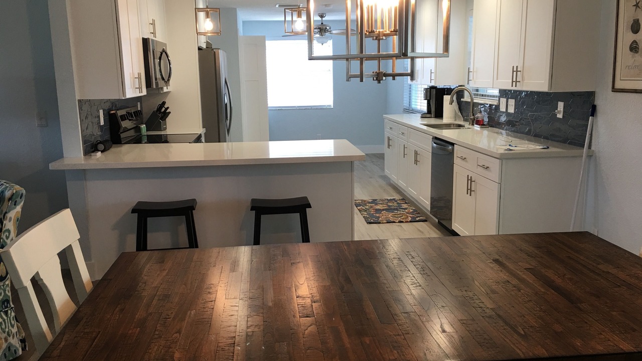 Photo of Kitchen in Knollwood Beach