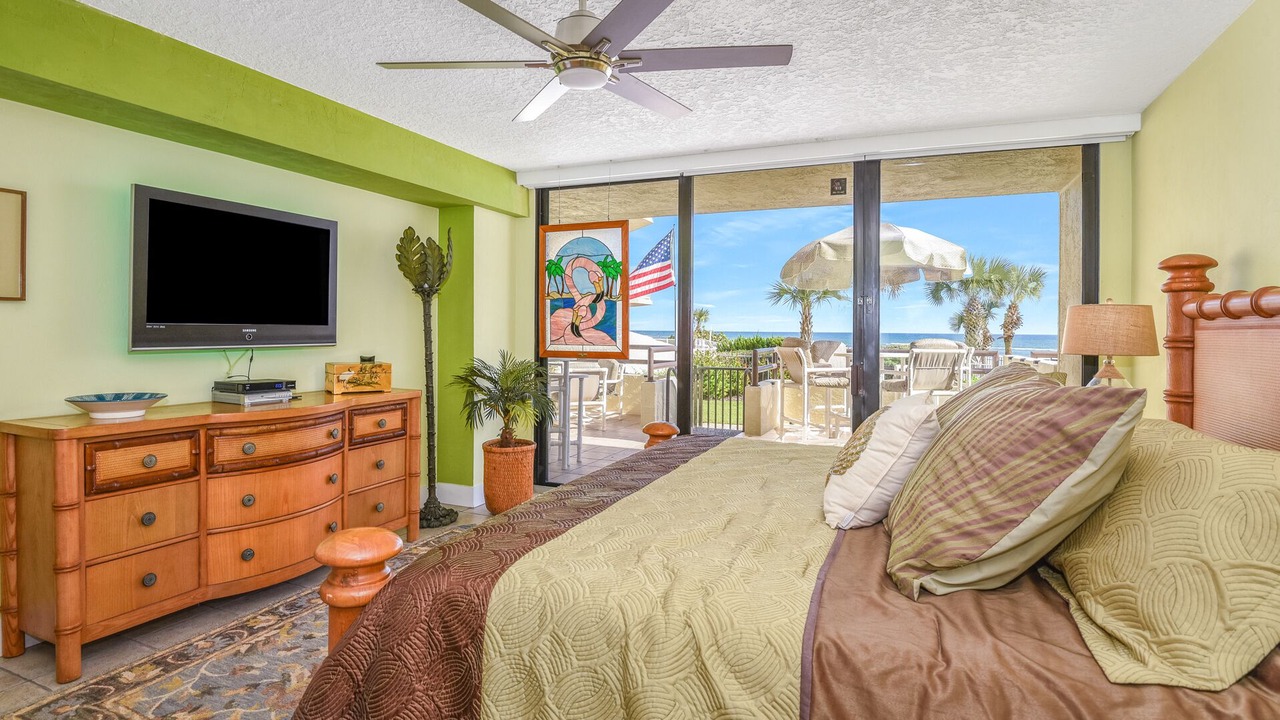 Photo of Bedroom in Daytona Beach Shores