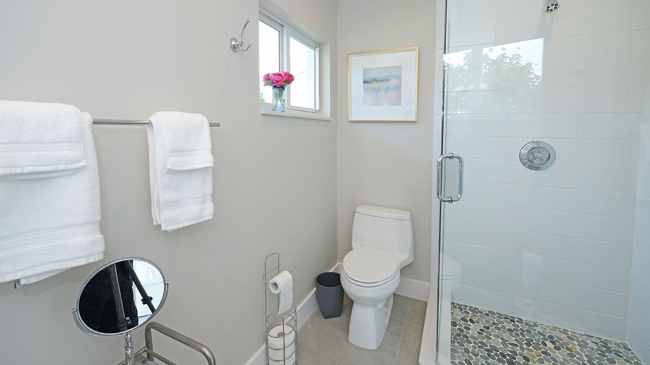 Photo of Bathroom in Lake Ida Shores