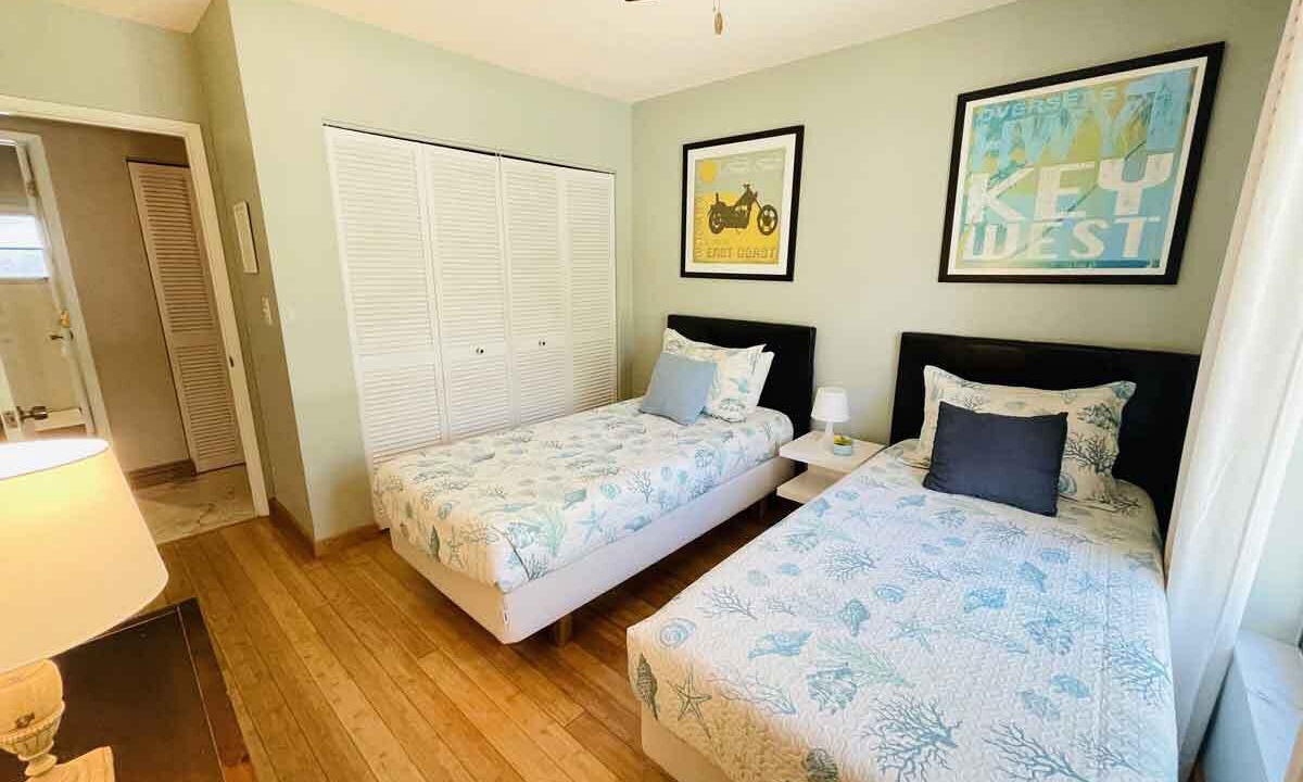 Photo of Others in Coral Ridge Isles
